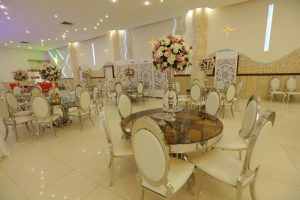 ویژگی های میز پذیرایی در تالار عروسی شمس العماره