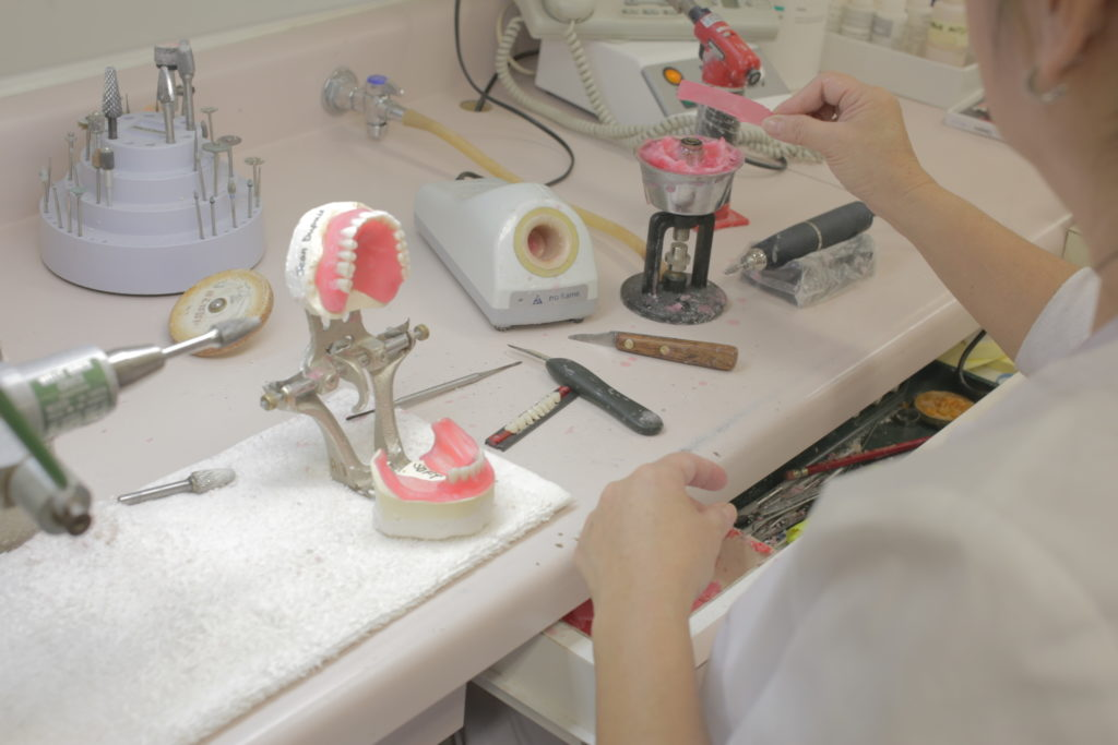 Melbourne Denture Clinic 