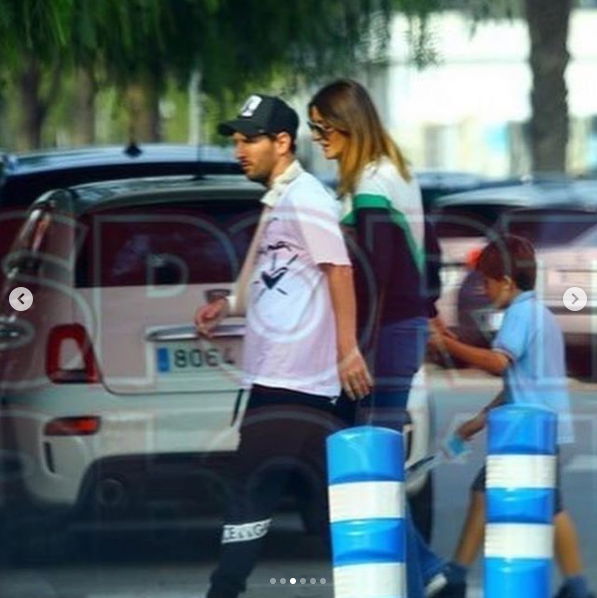  Injured Lionel Messi pictured wearing sling for the first time after breaking his arm (Photos)