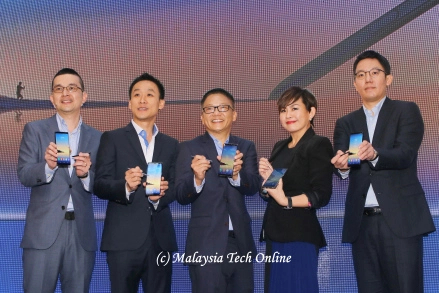 Samsung Mobile Malaysia - Liew KIan Meng , Yoo Jin Hyun, Elaine Soh , Hosea Heen & Julian Thean showing their brand new Samsung Galaxy Note 8 to the media