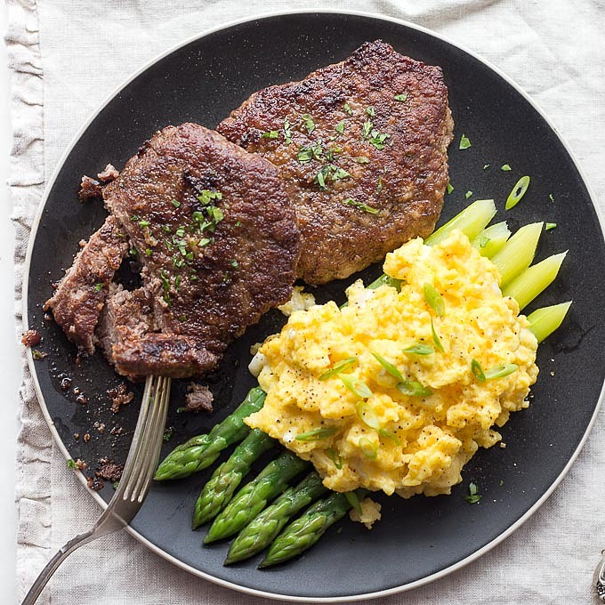combinar proteínas, carboidratos e gorduras
