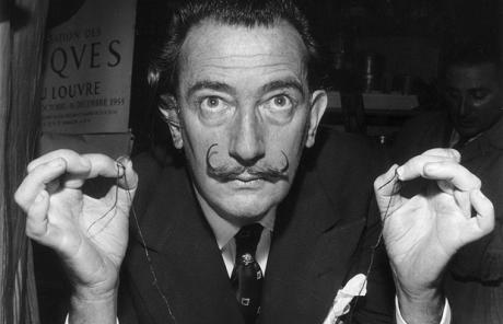 Salvador Dali el arte de tirarse pedos