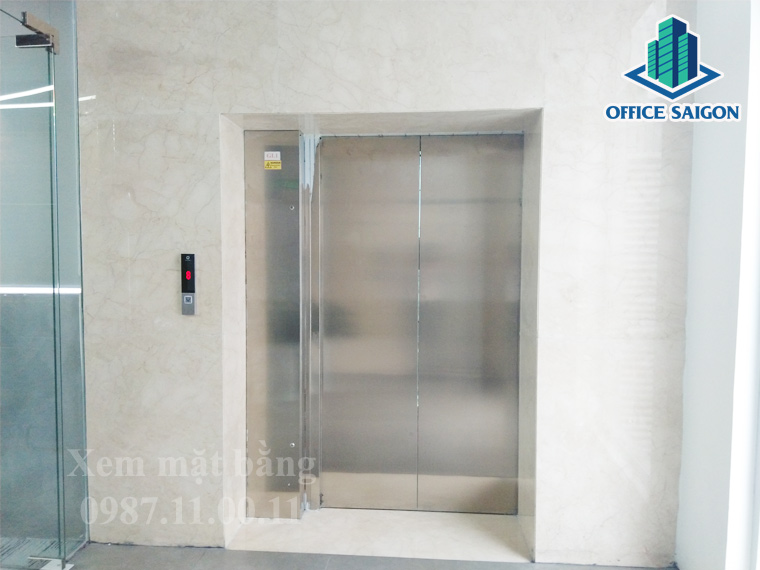 Hệ thống thang máy tốc độ cao được trang bị tại tòa nhà Callary building