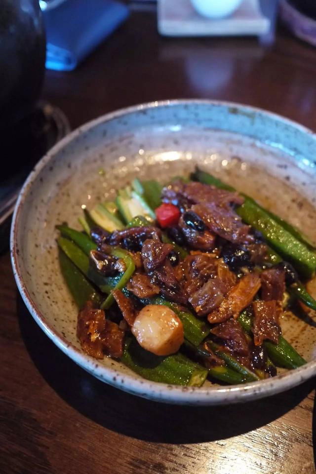 豆豉鱼烧秋葵