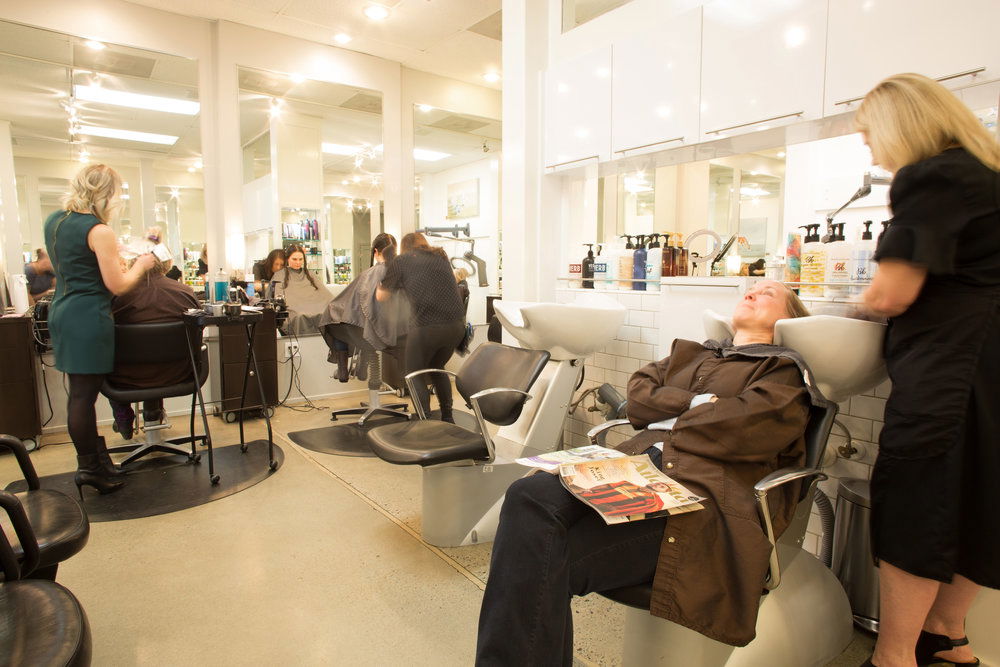 washing area of the salon