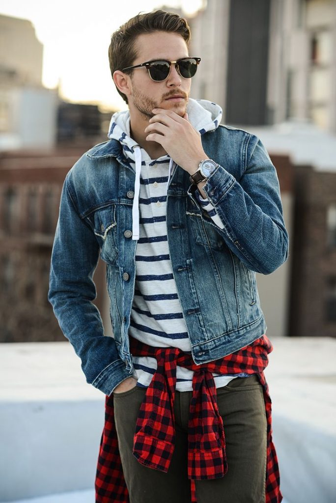 Áo khoác jeans + áo hoodie