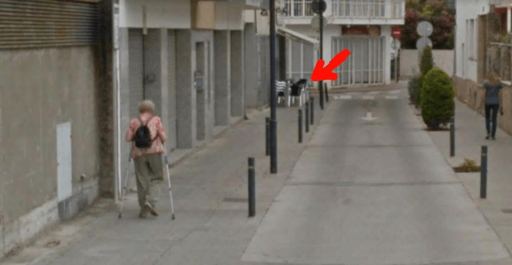 Bar cantonada discapacitats estartit