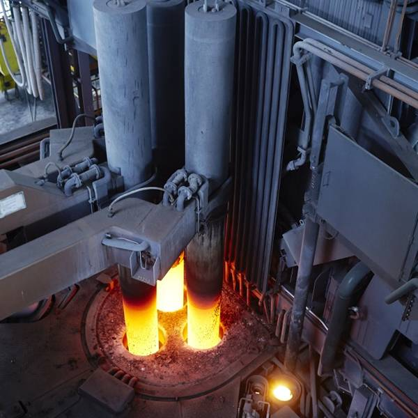 A picture about the process of regular power arc furnace steelmaking.