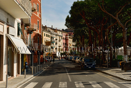 Golfo dei Poeti Lerici Town Via Roma, Liguria Pictures