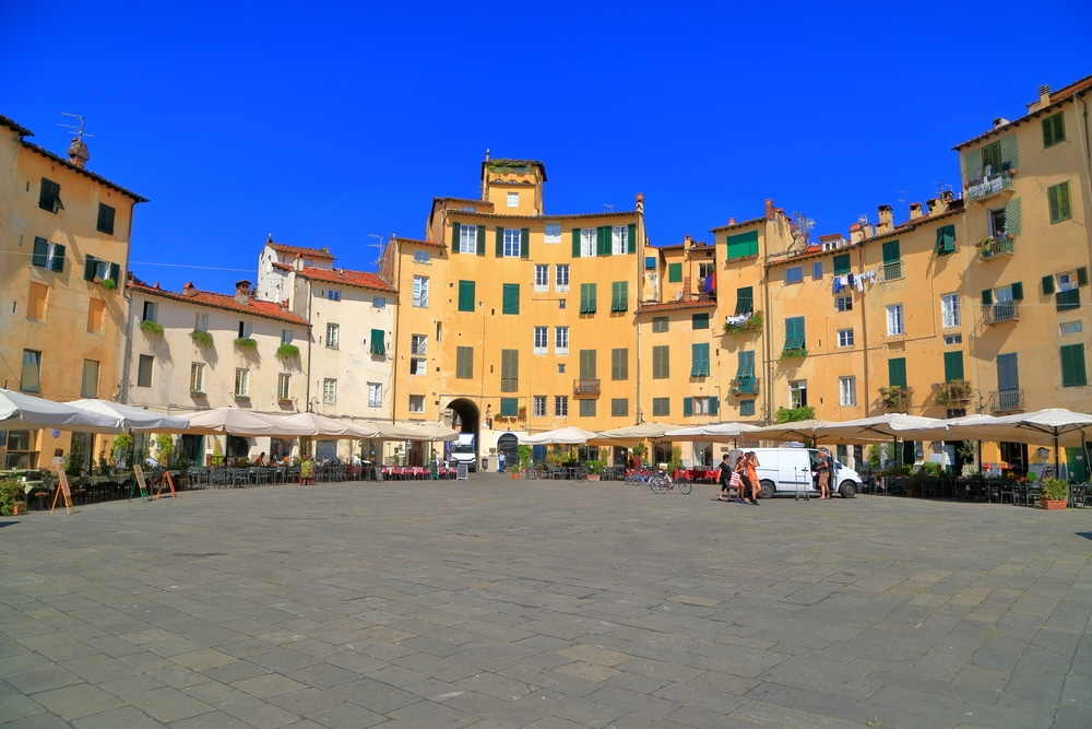 Piazza dell Anfiteatro