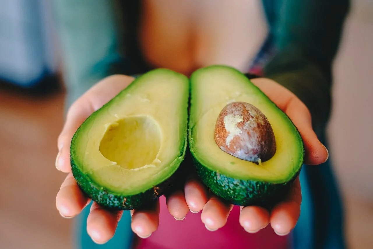 aguacate para mascarillas faciales hidratantes