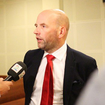 FORSVARER: Brynjar Meling forsvarer mannen som ble pågrepet i Midt-Norge. Meling sier saken er en misforståelse, og at hans klient samarbeider med PST. FOTO: RUNA VICTORIA ENGEN