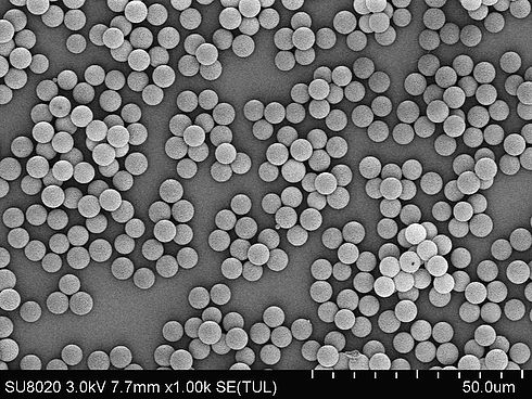 Non-functionalized or carboxyl polystyrene microparticles