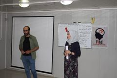 ربما تحتوي الصورة على: ‏‏‏٢‏ شخصان‏، و‏‏أشخاص يقفون‏‏‏