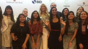 Con la nueva Iniciativa 2X Americas de la Corporación para Inversiones Privadas en el Extranjero (OPIC), Ivanka Trump precisò que EE.UU. se compromete a invertir US$150.000 en este momento. Con la nueva Iniciativa 2X Americas de la Corporación para Inversiones Privadas en el Extranjero (OPIC), Ivanka Trump precisò que EE.UU. se compromete a invertir US$150.000 en este momento.