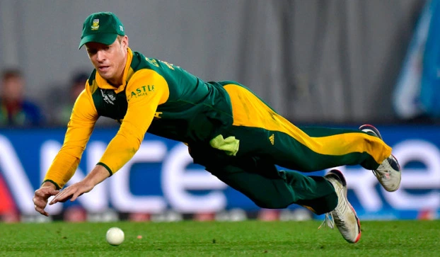 AB De Villiers fielding