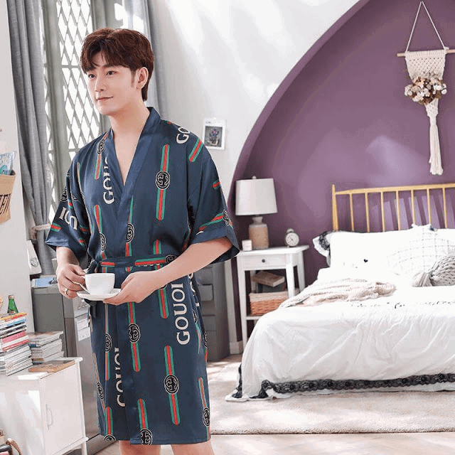 Robe Homme Soie Glacée Été Manches Courtes Mince Luxe Maison Service