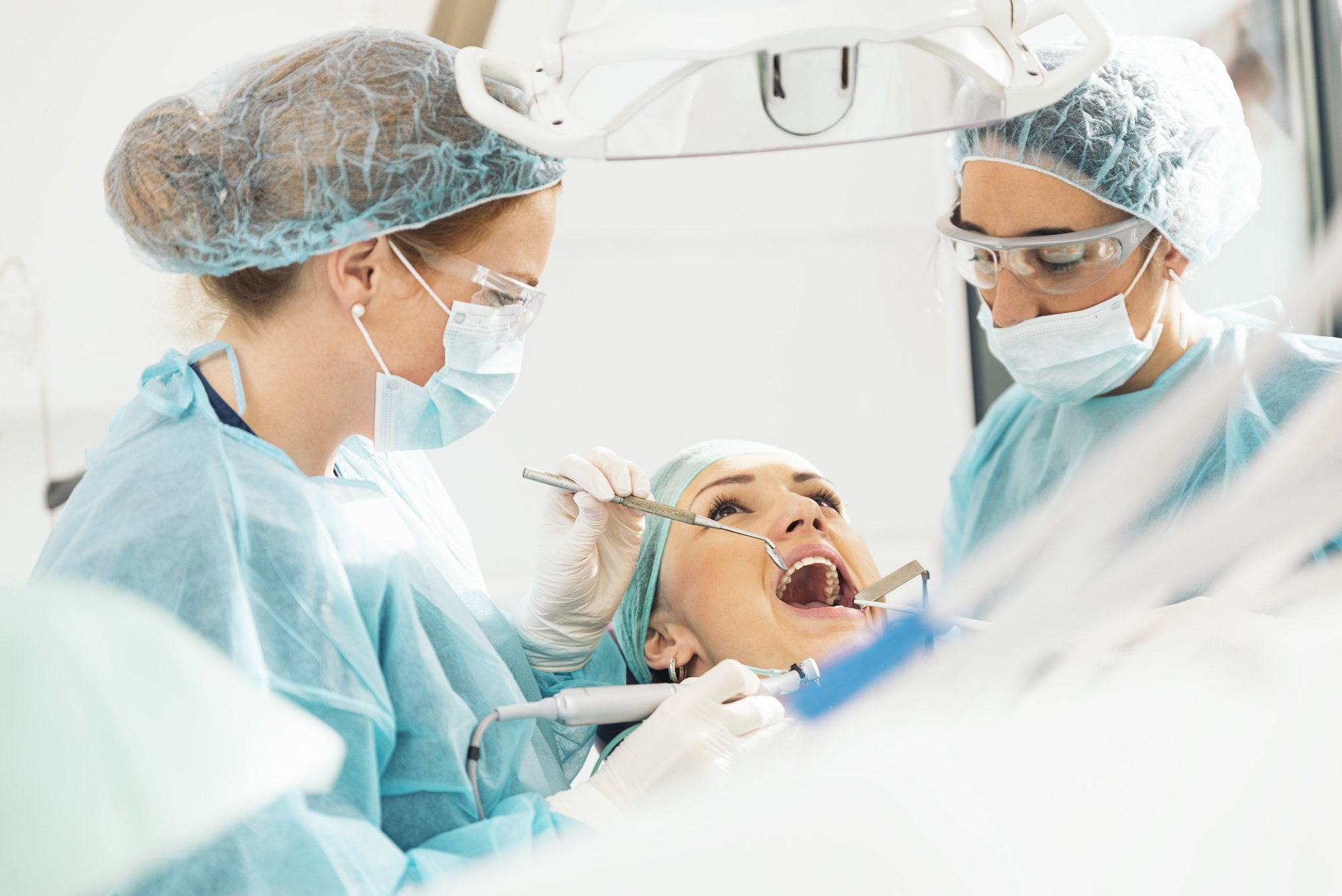 Factors to Consider When Hiring a Dentist and their Benefits - Dentist