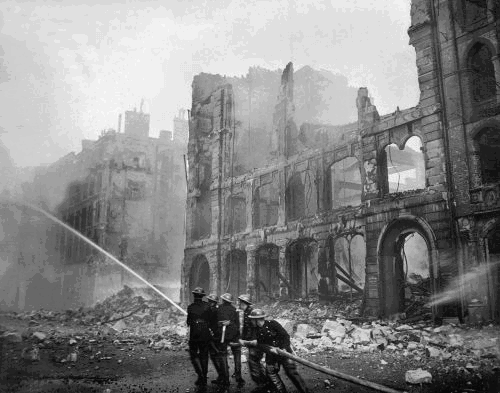 A Inglaterra foi um dos países mais bombardeados pela Alemanha durante a Segunda Guerra