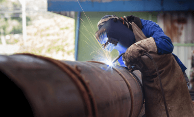 As indústrias contribuem para a geração de empregos