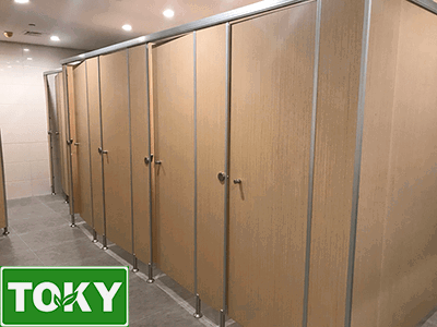 Vách ngăn vệ sinh compact cho khách sạn