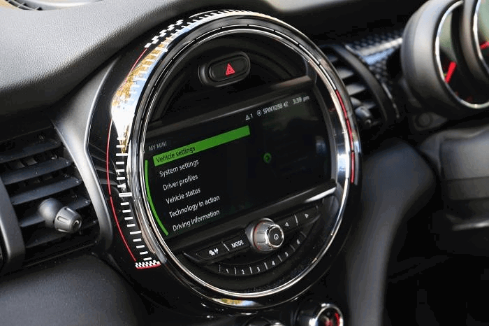 <a href='https://www.carzone.ie/new-cars/MINI'>MINI</a>  Clock