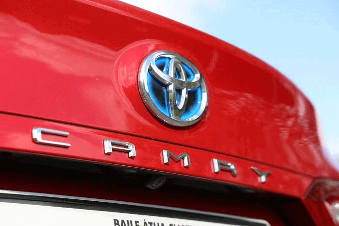 New <a href='https://www.carzone.ie/new-cars/Toyota'>Toyota</a> <a href='https://www.carzone.ie/new-cars/Toyota/Camry'>Camry</a> 