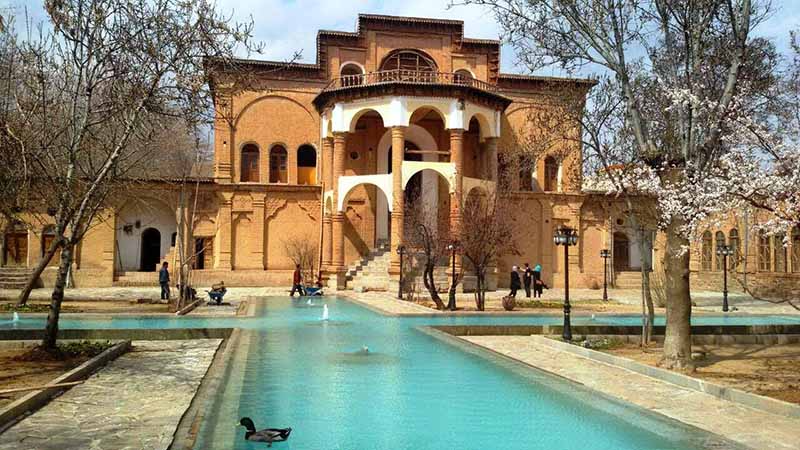 تاریخچه عمارت خسروآباد 