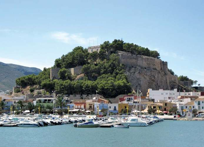 Denia: castle