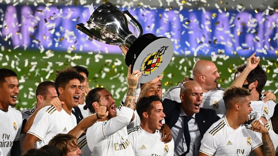 Real Madrid ăn mừng chiến thắng tại La Liga