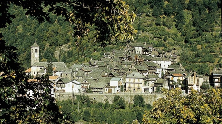 Vista panorâmica da comuna de Borgomezzavalle