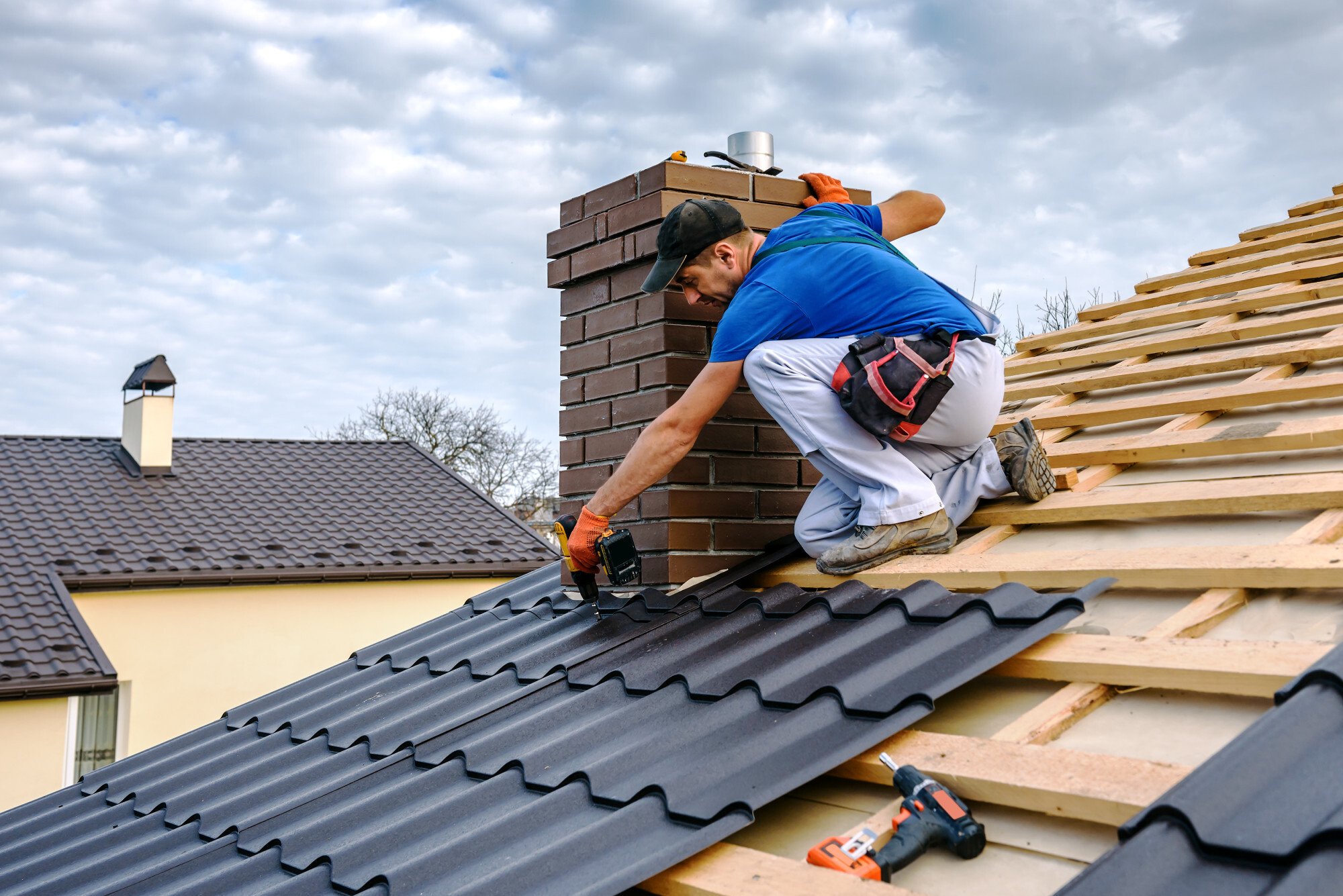 Factors to Consider When Choosing a Roofing Company - Roofing Company
