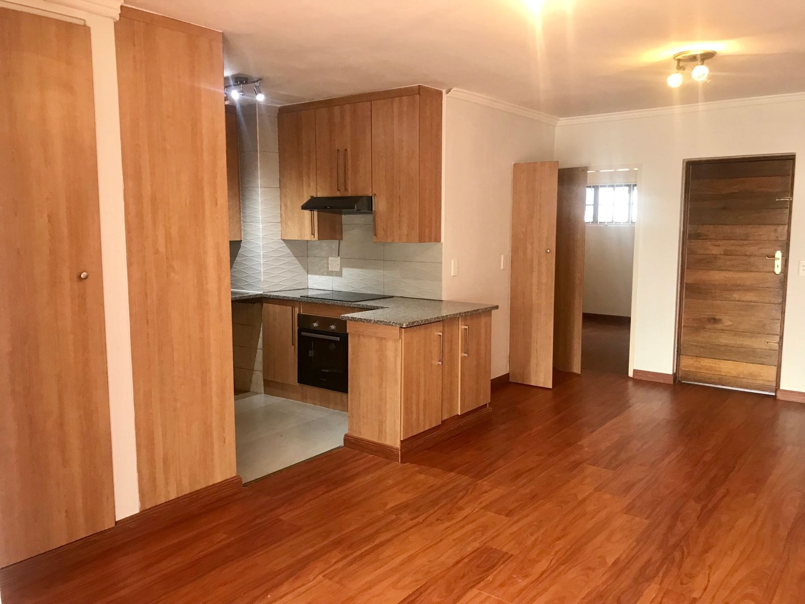 2 BED 2 BATH GROUND FLOOR APARTMENT