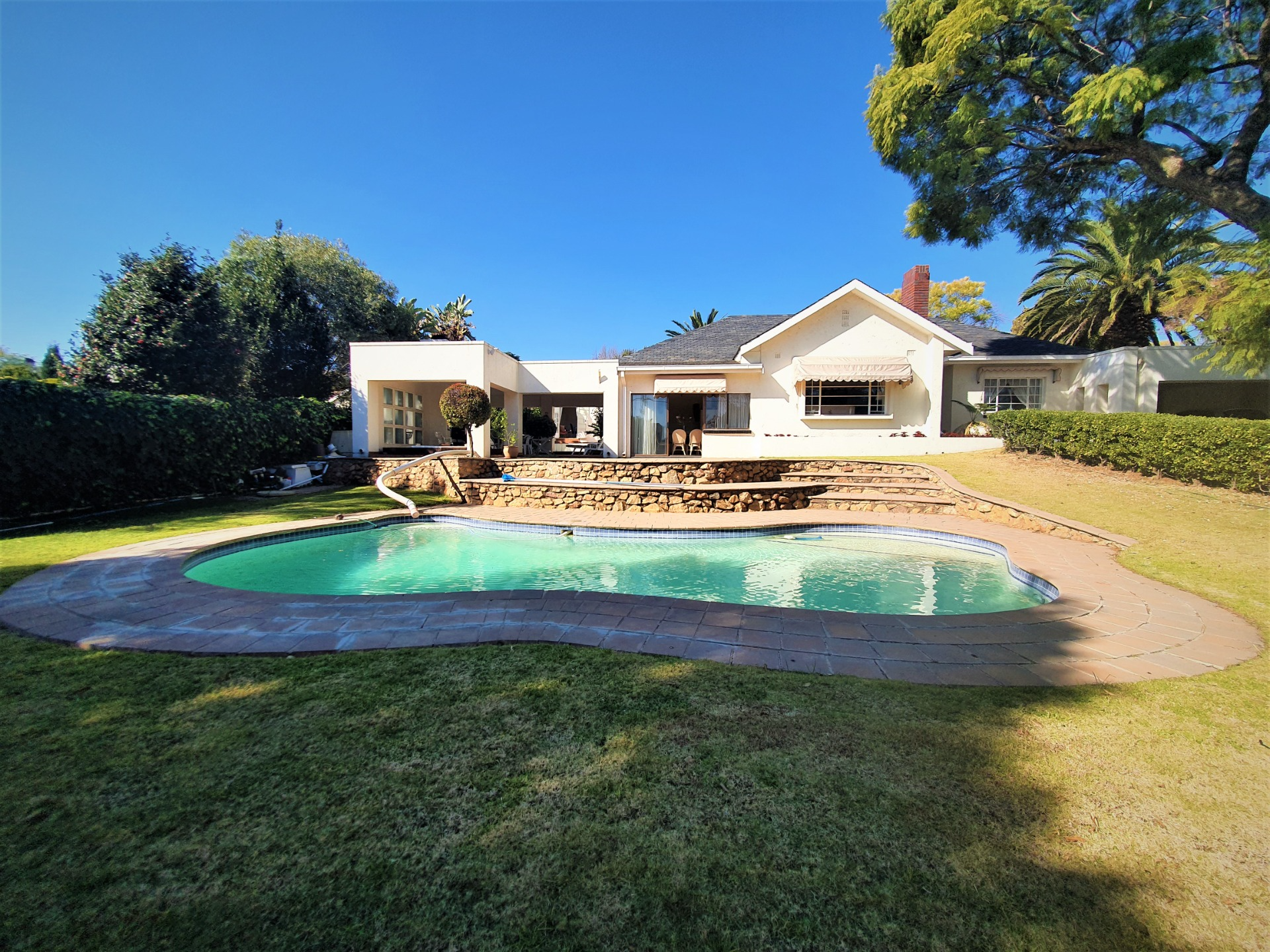 Luxury House for Sale in Craighall Park