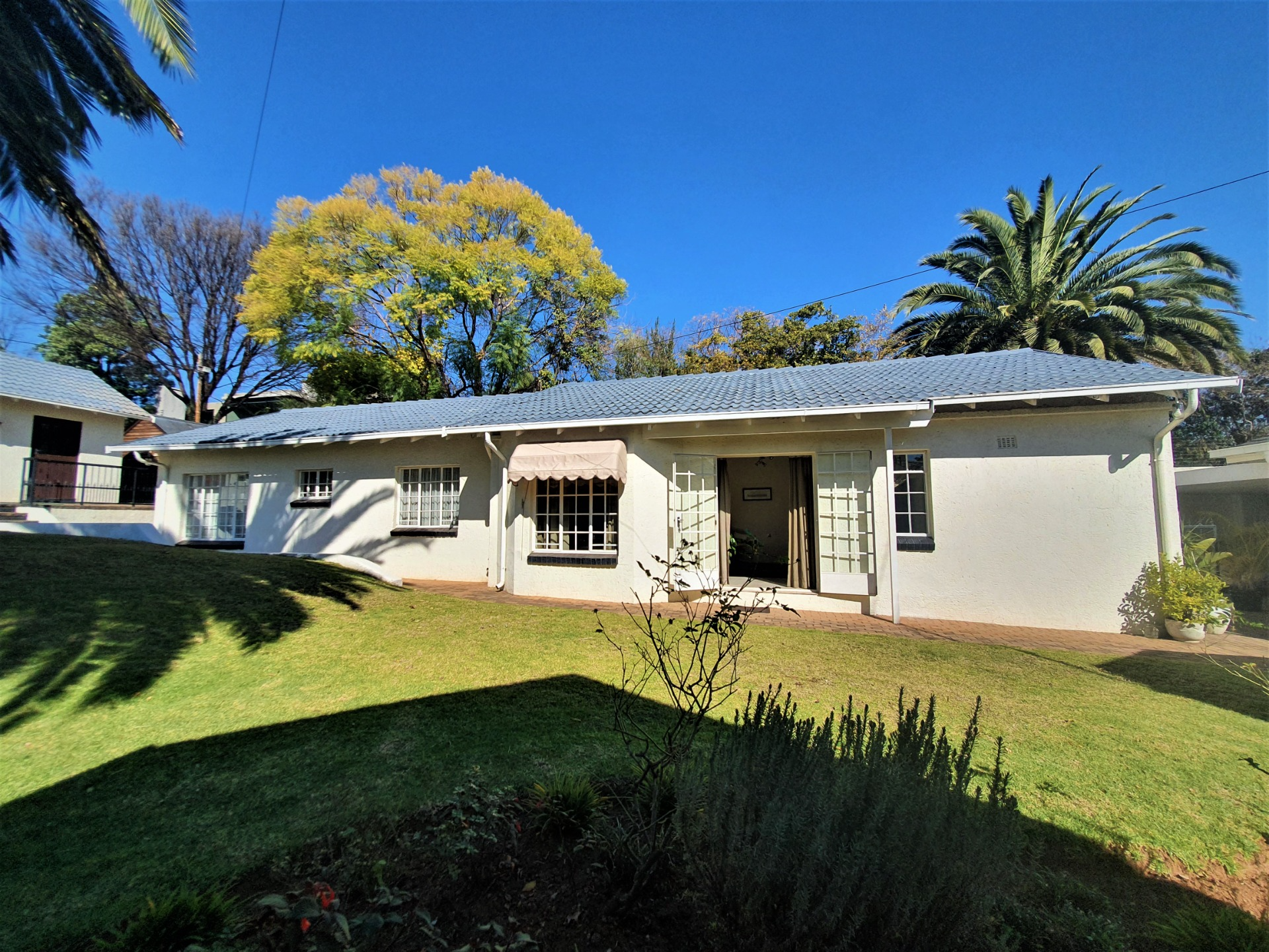 Luxury House for Sale in Craighall Park