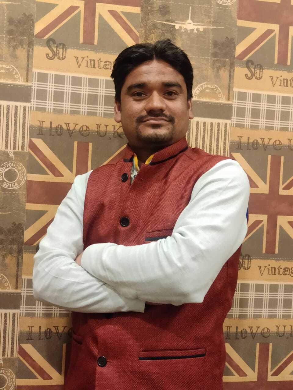 मैं आचार्य सतीश थपलियाल एक बार पुन: प्रस्तुत हुआ हूँ,भजन - कीर्तन और प्रार्थना क्यों की जाती है ?