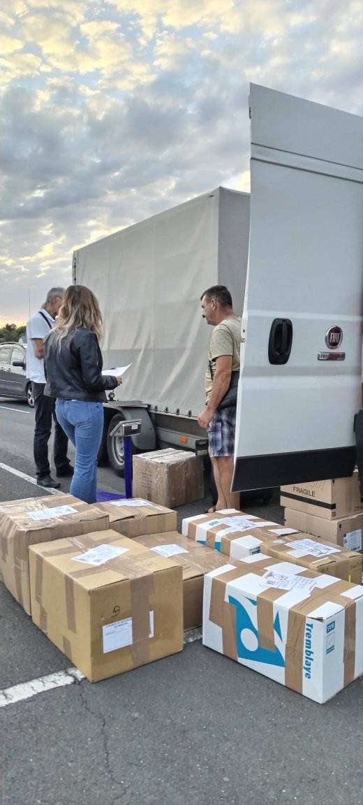 envoie express de colis de materiels - remis sous 72 h aux volontaires ukrainiens