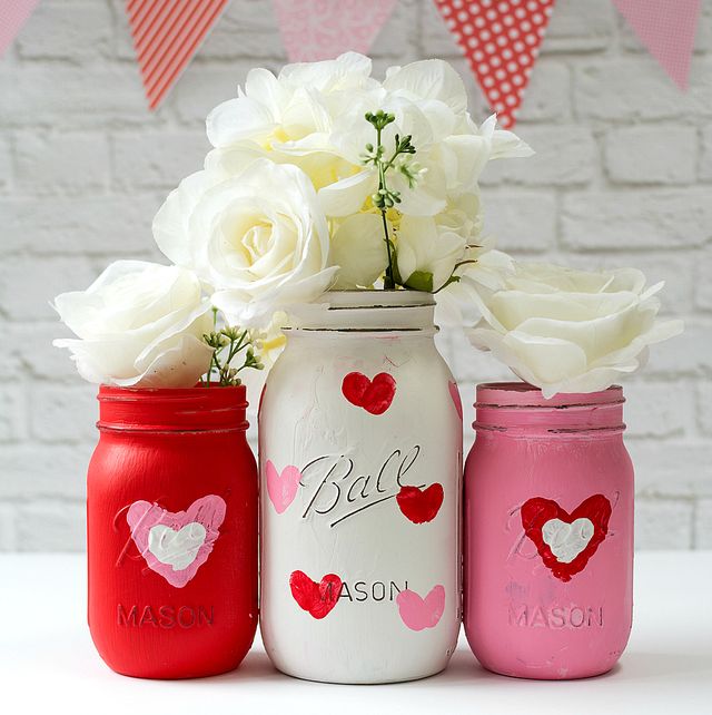 Sparkling Mason Jar Valentine's Day Decoration