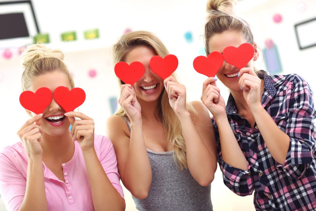 How To Celebrate Valentine's Day With Your Friends
