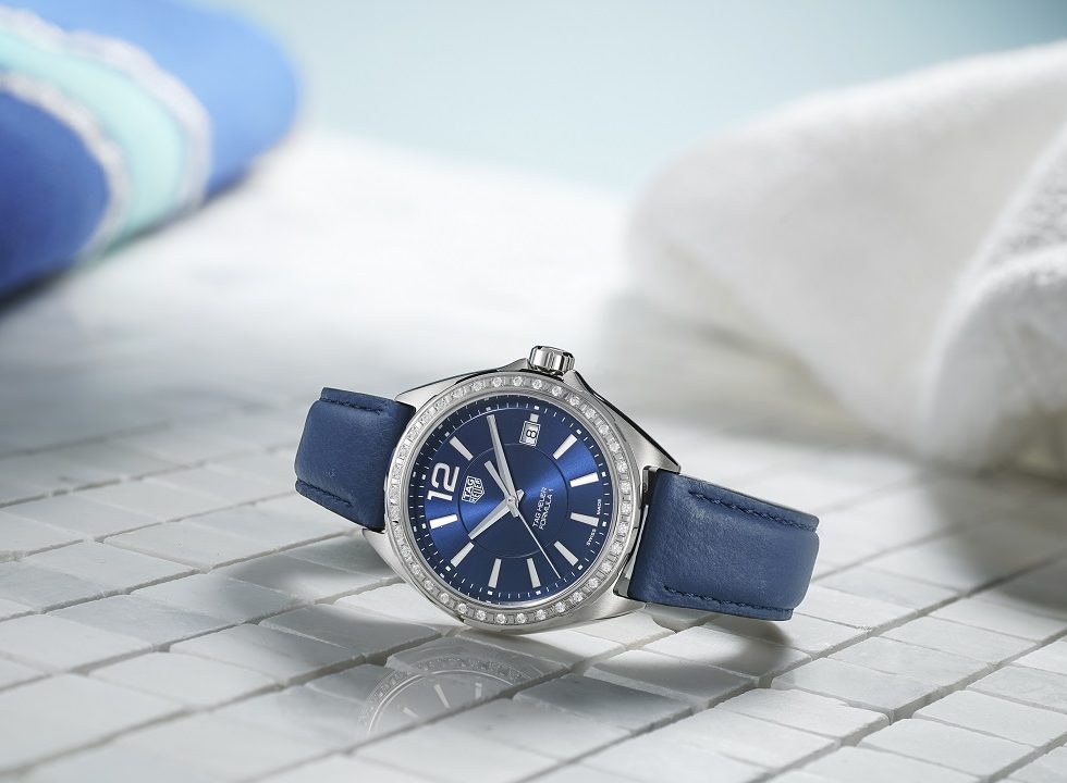 Le Meilleur TAG Heuer Formula 1 Lady Quartz Movement Cadran Rayon De Soleil Bleu Et Argenté Montres Copie