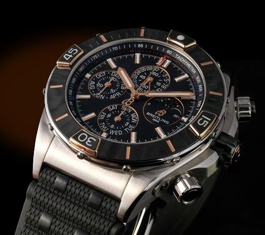 Examen du Réplique Montre Breitling Super Chronomat 44 chronographe de sport à calendrier 3
