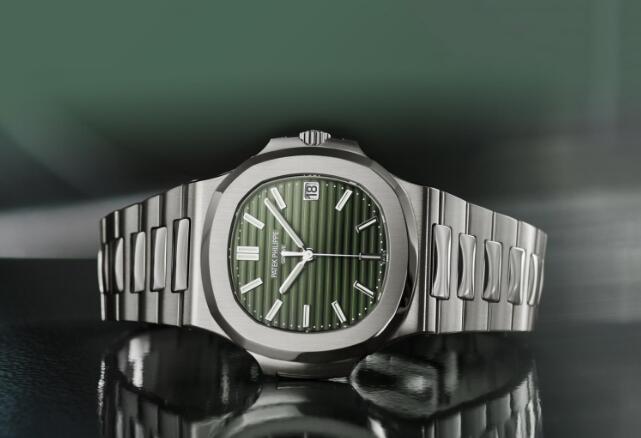 L'histoire des réplique de montres Patek Philippe Nautilus 5711 2