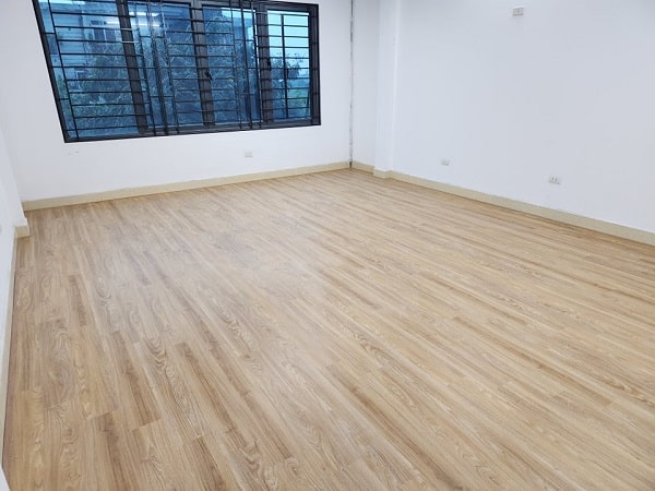 Sàn hèm khóa được ứng dụng lắp đặt đa dạng các không gian có mật độ di chuyển cao